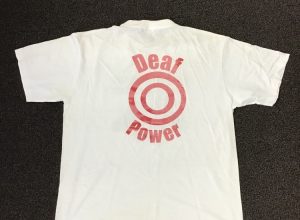   T-shirt: Deaf Power